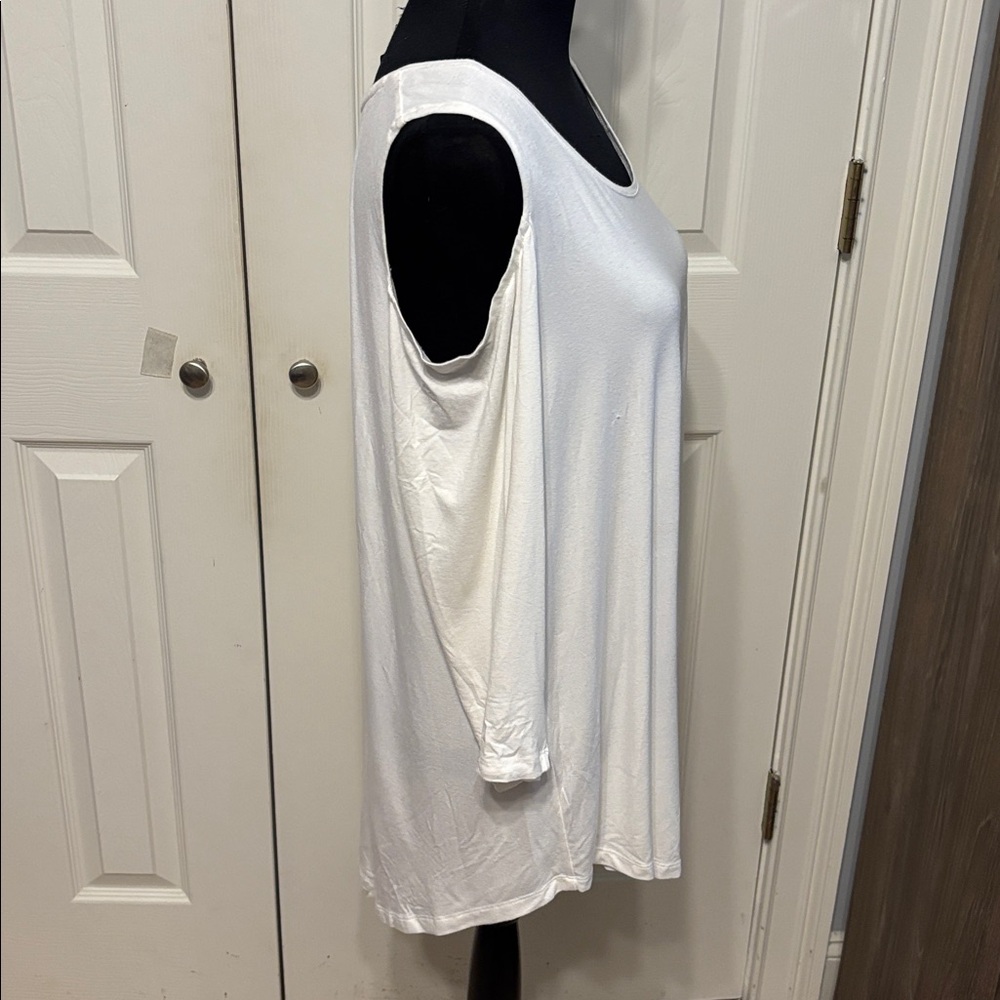 JM Collection Cold Shoulder Top - Picture 3 of 8